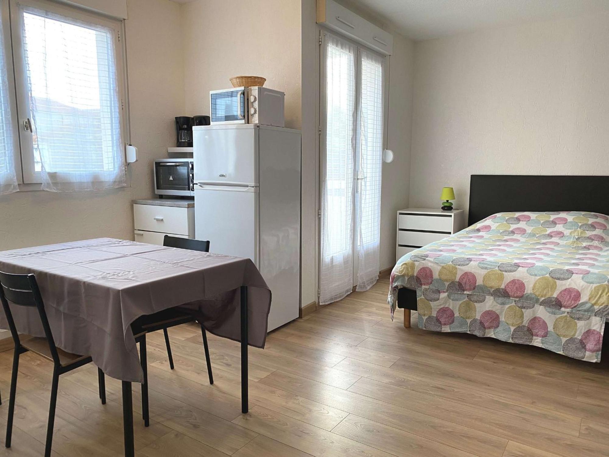 Studio Renove Avec Balcon, Proche Commerces, Wifi Et Cellier Privatif - Balaruc-Les-Bains. - Fr-1-553-13 Ngoại thất bức ảnh